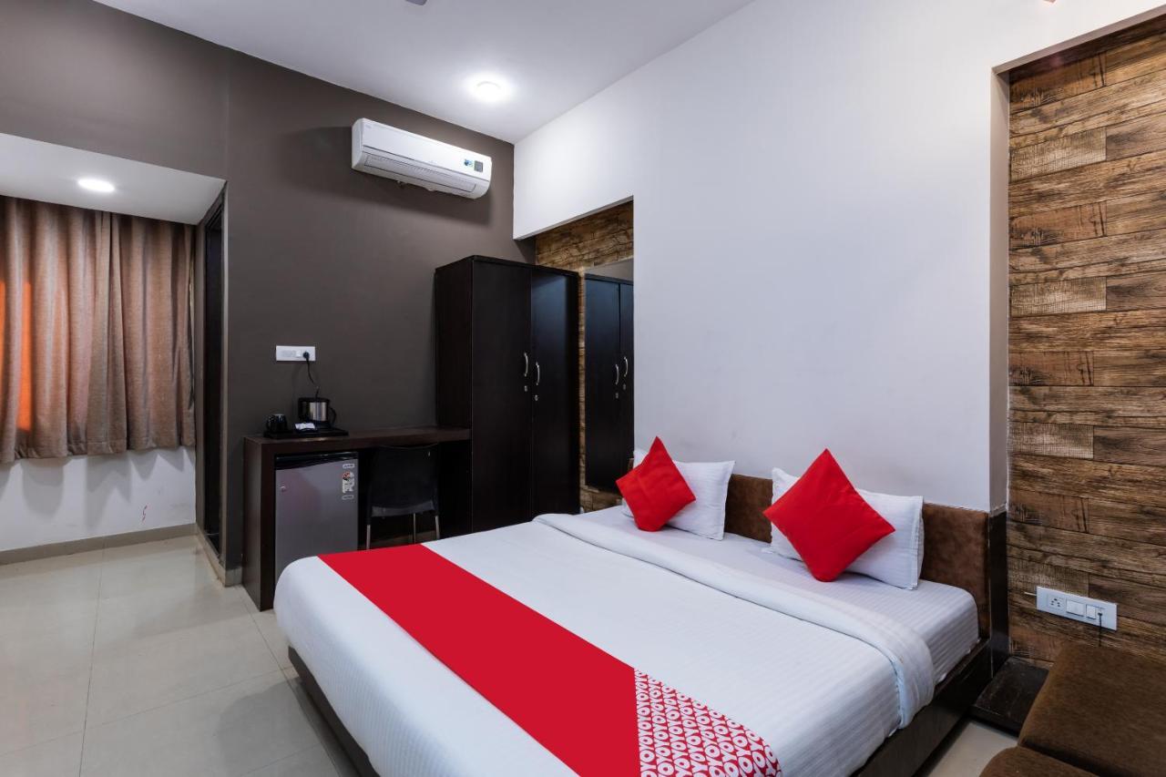 Oyo 75956 Hotel Grand Rourkela Exterior foto